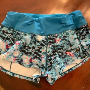 Lululemon Speed Up Shorts Size 2 with 2.5 inch inseam